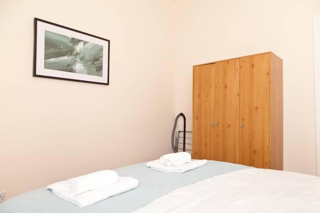 Snug - Logie Baird Apartment Helensburgh Exterior foto